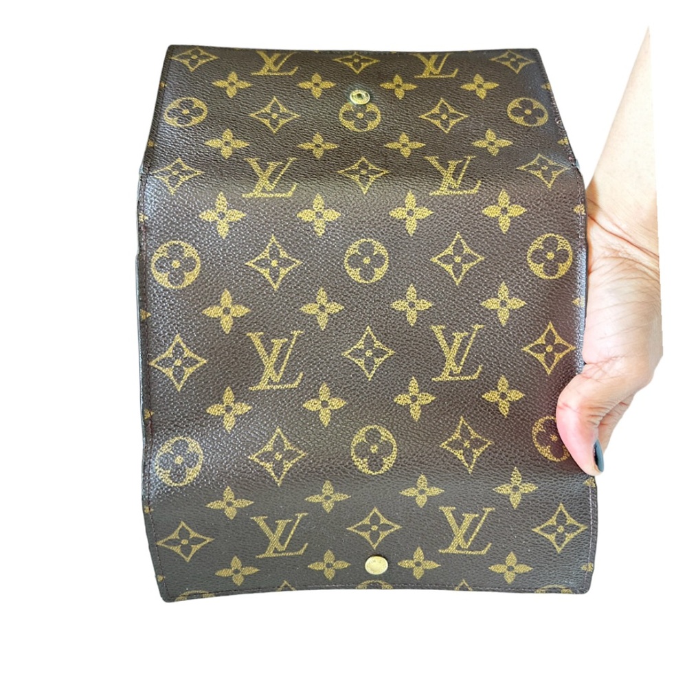 LOUIS VUITTON 🌹SOLD🌹 - Picture 8 of 17